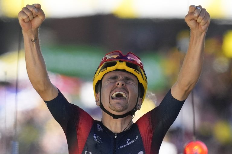 Tom Pidcock hace historia en el Tour de Francia