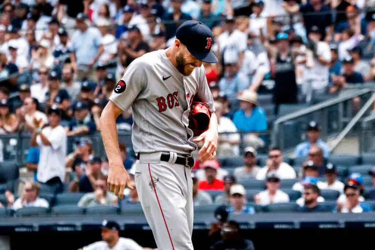 Chris Sale sufre fractura en dedo meñique