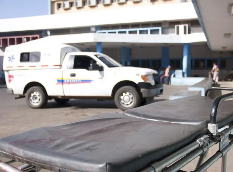 Lesionado por deslizarse en moto en la avenida Sucre de Coro.