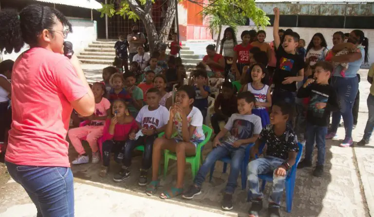 En Coro niños disfrutan su día