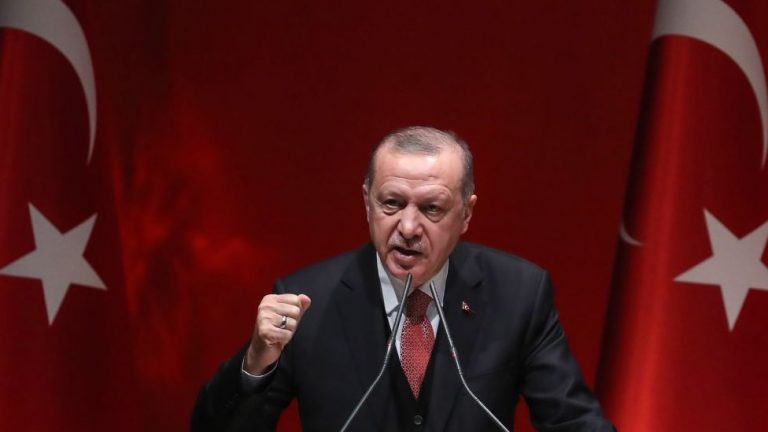 Erdogan: Nueva operación en Siria sigue en agenda