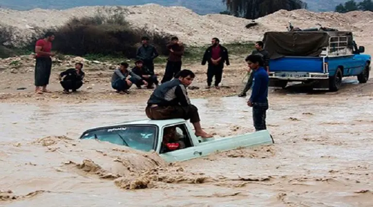 Inundaciones causan 21 muertos en el sur de Irán