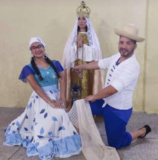 Danzas Carirubana bailó en honor a la “más dulce de las madres”