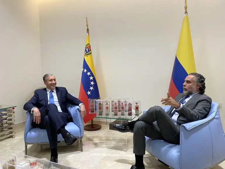 Empresas públicas de Venezuela podrían vender gas a Colombia