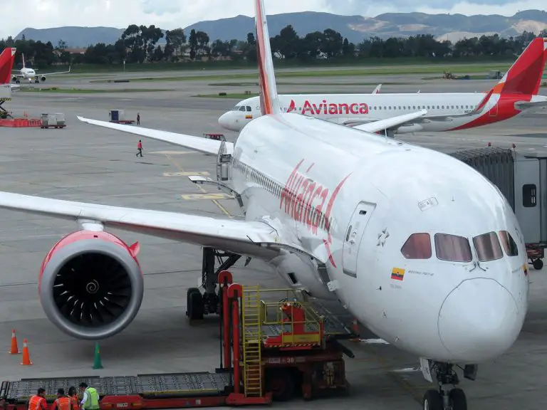 Entre 250 y 500 dólares podrían costar los vuelos ida y vuelta hacia Colombia