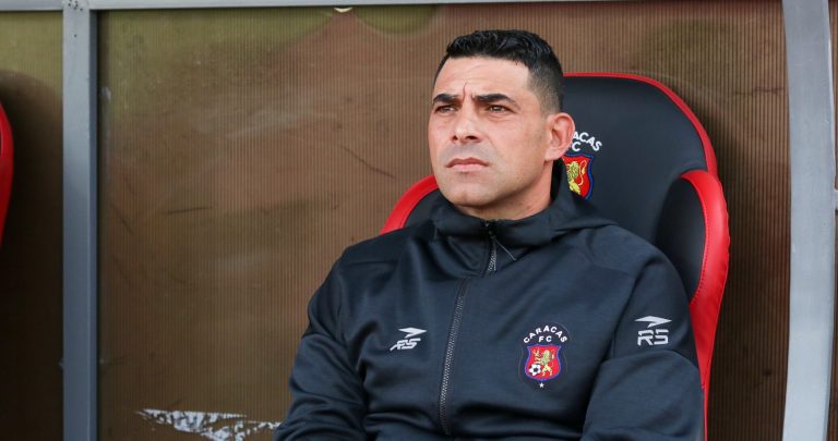 Stifano ya no dirigirá al Caracas FC