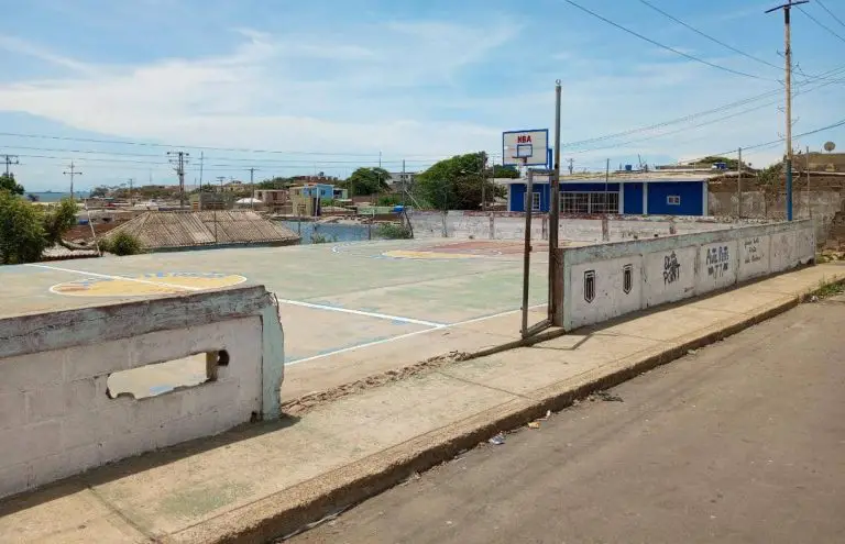 En Las Piedras quieren una cancha en óptimas condiciones