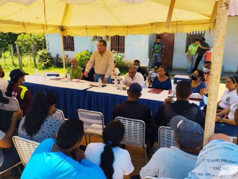 Solucionan situación de la cría porcina en Yaracal