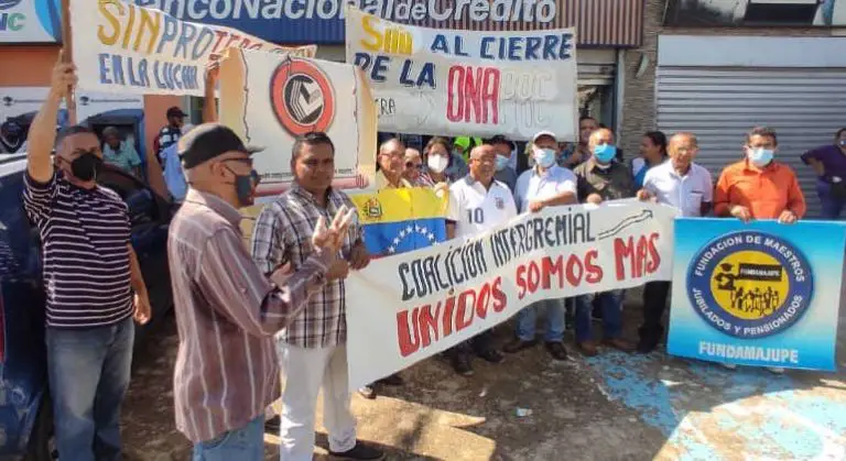 Coro | A la calle trabajadores, jubilados y pensionados