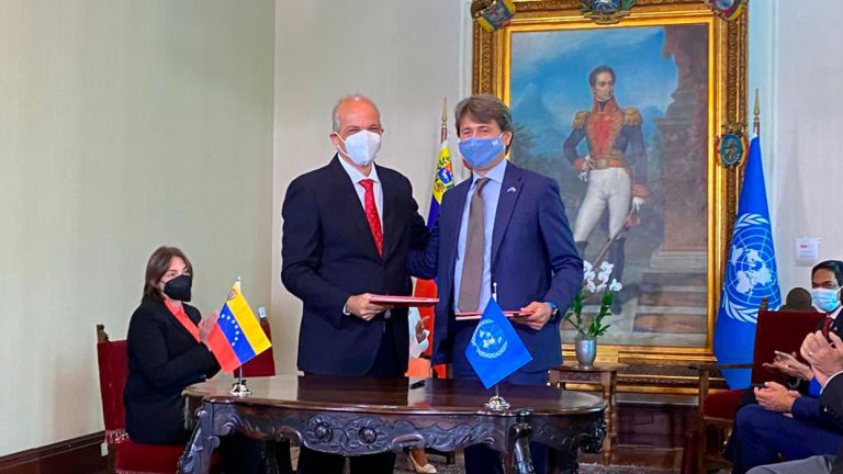 Venezuela y la ONU firman acuerdo de cooperación
