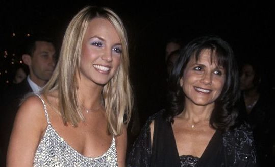 La madre de Britney Spears suplica su perdón