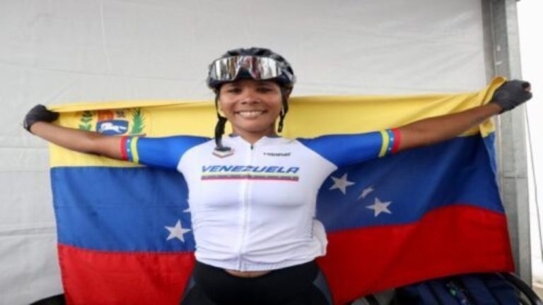 Jennifer Cesar, oro en ciclismo de ruta en Asunción