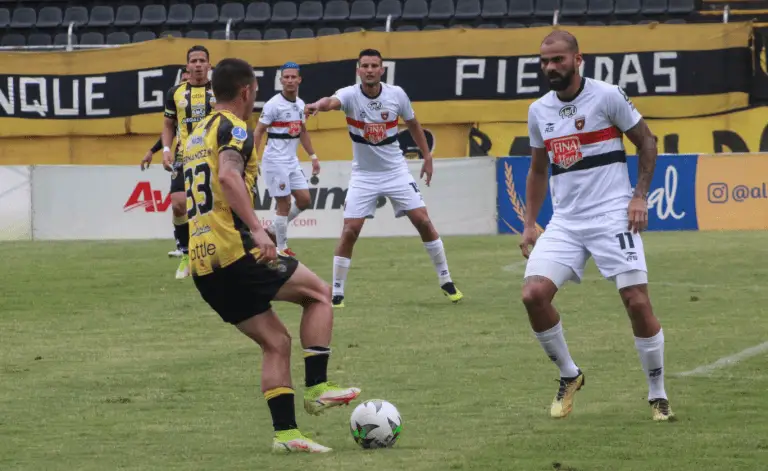 Deportivo Táchira y Portuguesa FC empataron sin goles en Pueblo Nuevo en otra jornada de la Fase Final B de la Liga Futve
