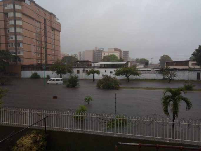 +VIDEO | Las lluvias no cesan en Maracay