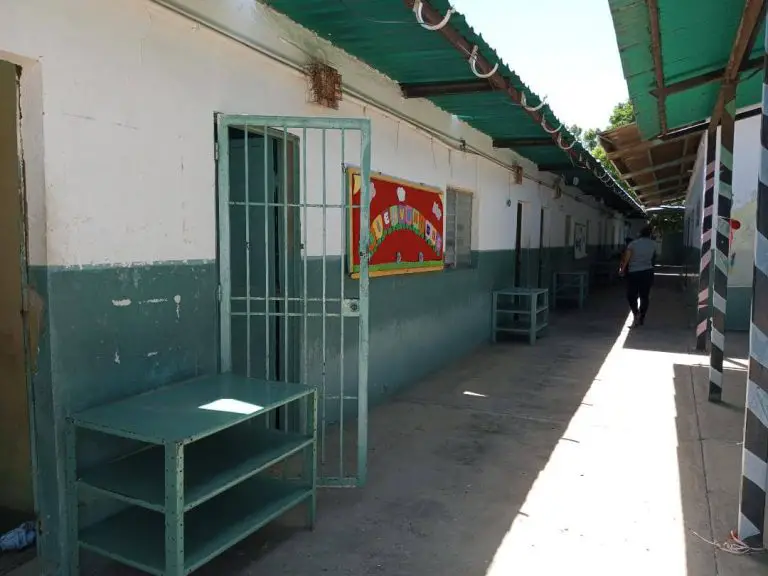 Hurtan y causan destrozos en preescolar de Punta Cardón