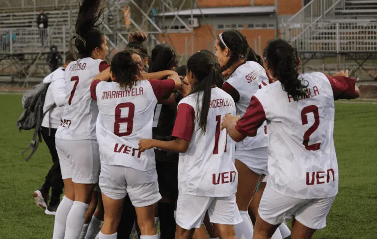 Oro vinotinto con dedicatoria a Las Tejerías