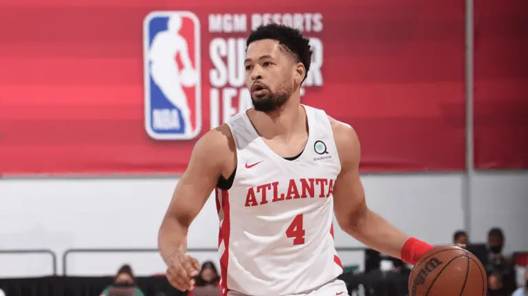 Filadelfia 76 se hace con Skylar Mays