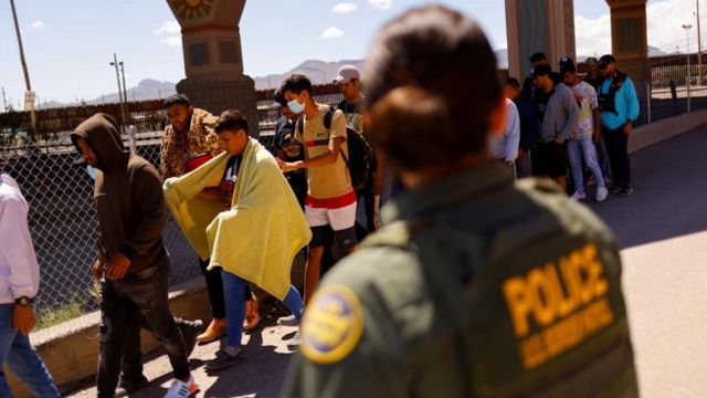 EE. UU. empieza a devolver venezolanos a México